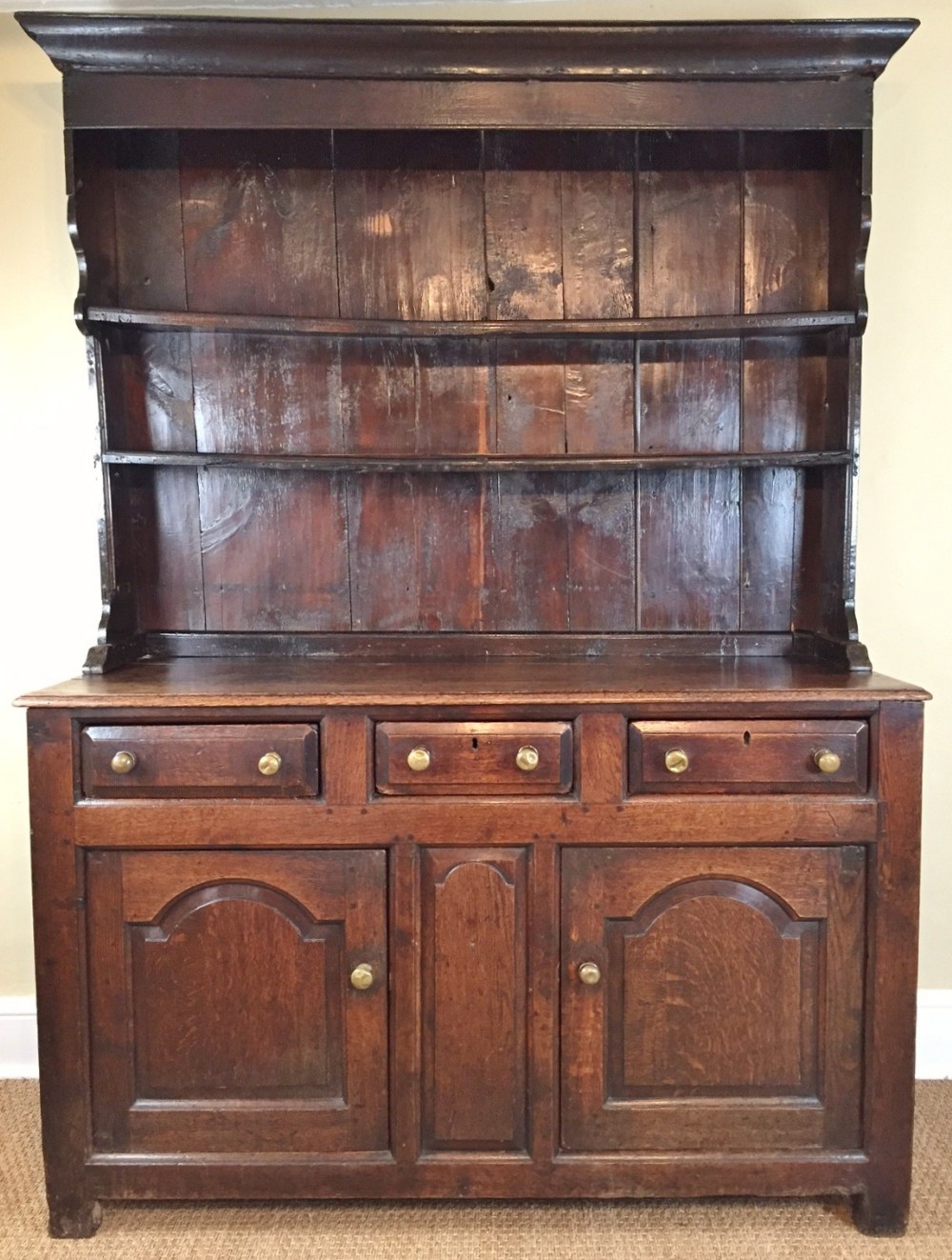 An 18th century North Wales oak dresser circa 1760. Conway Valley.