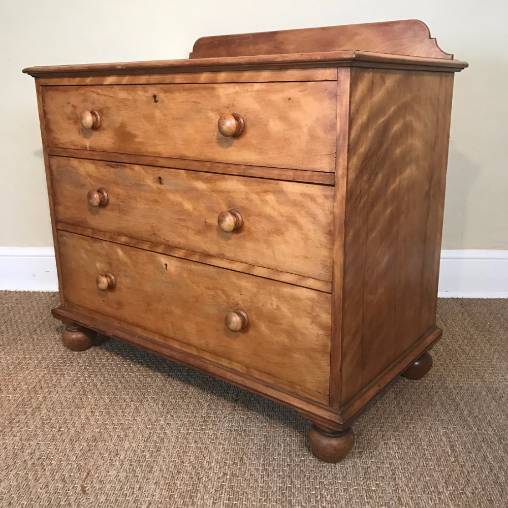 A Victorian birch wood small chest of drawers circa 1880