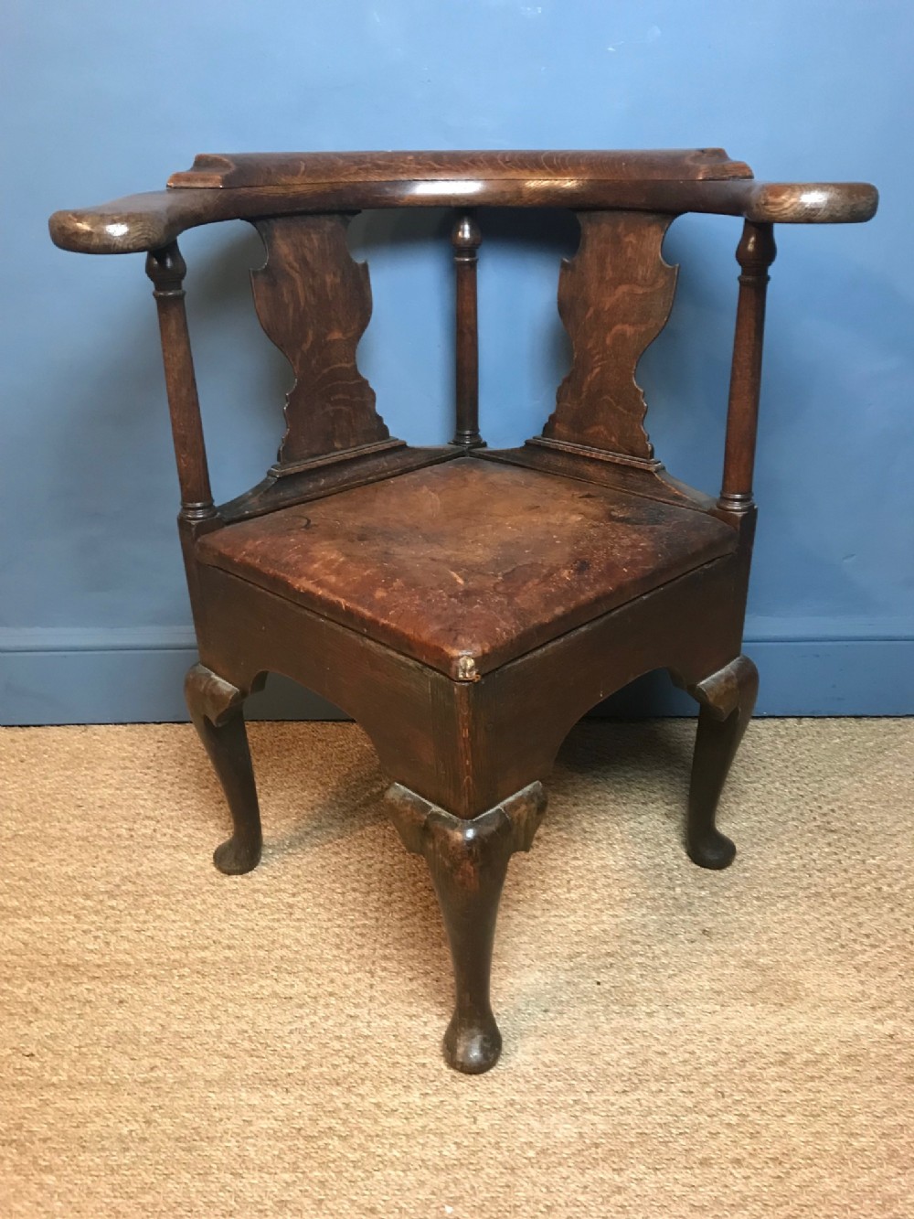 A George 111 oak corner chair circa 1820
