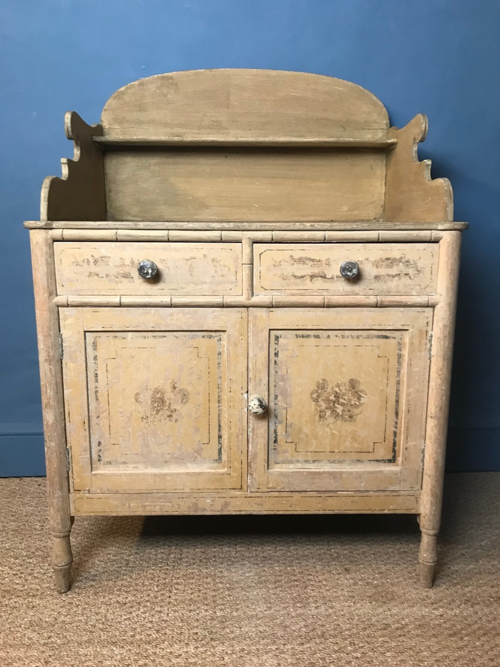 A Regency painted washstand circa 1820 with the original decoration