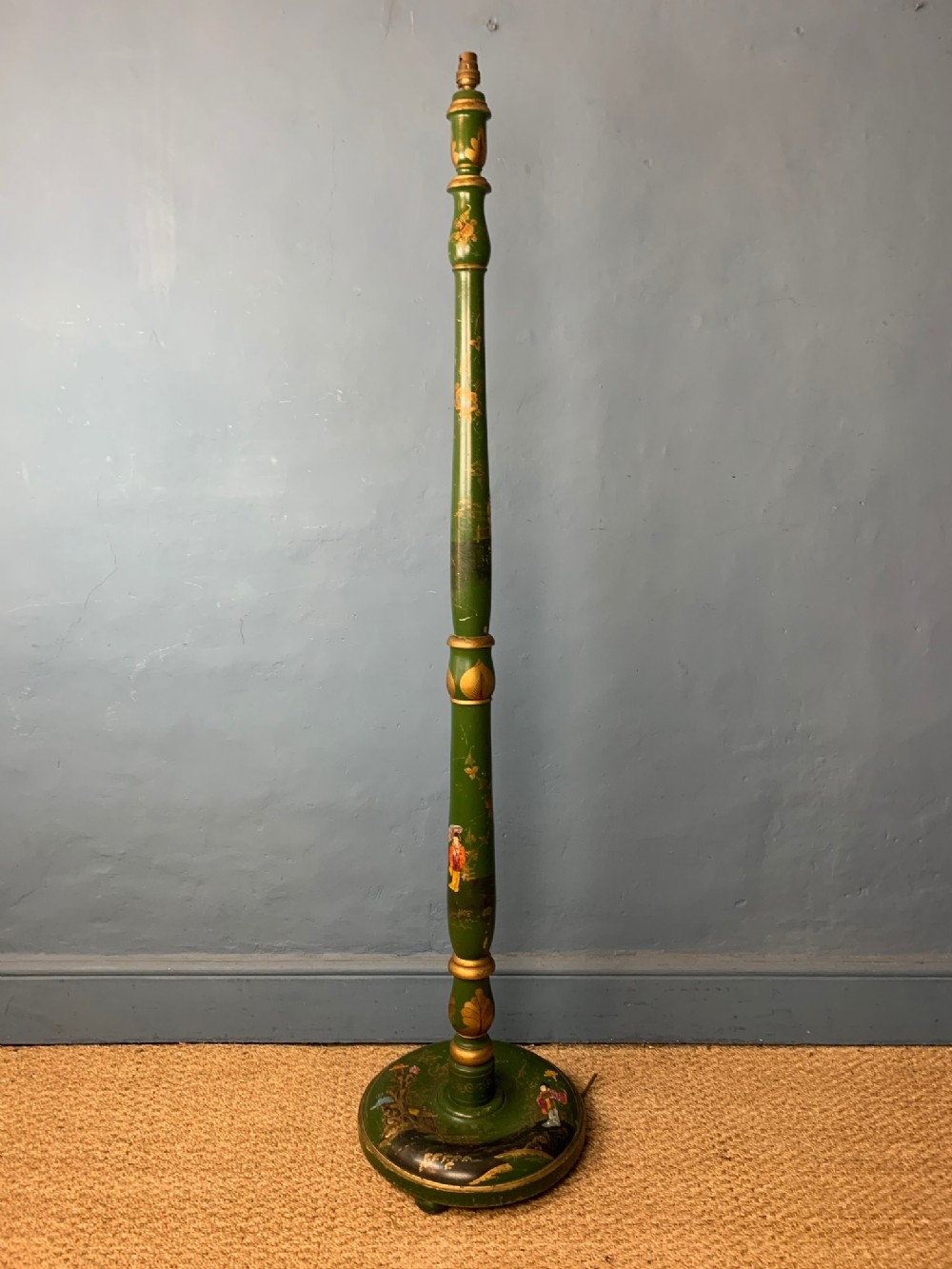 An Edwardian green lacquer chinoiserie Standard Lamp circa 1910