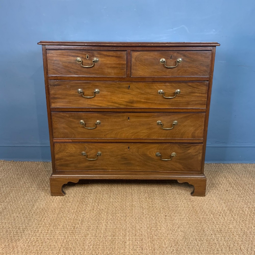 A George 111 mahogany chest of drawers circa 1790