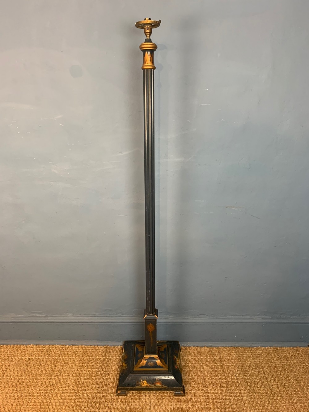 A rare Edwardian blue Chinoiserie fluted column standard lamp circa 1910