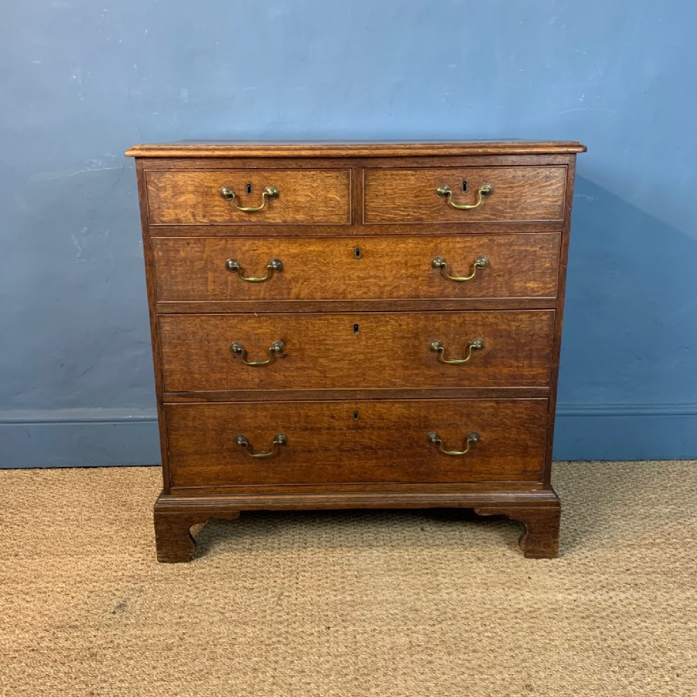 A small George 111 oak chest of drawers circa 1800