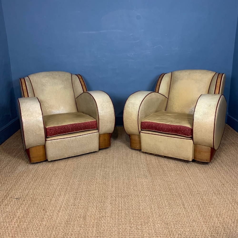 A stylish pair of Art Deco Tank chairs circa 1935
