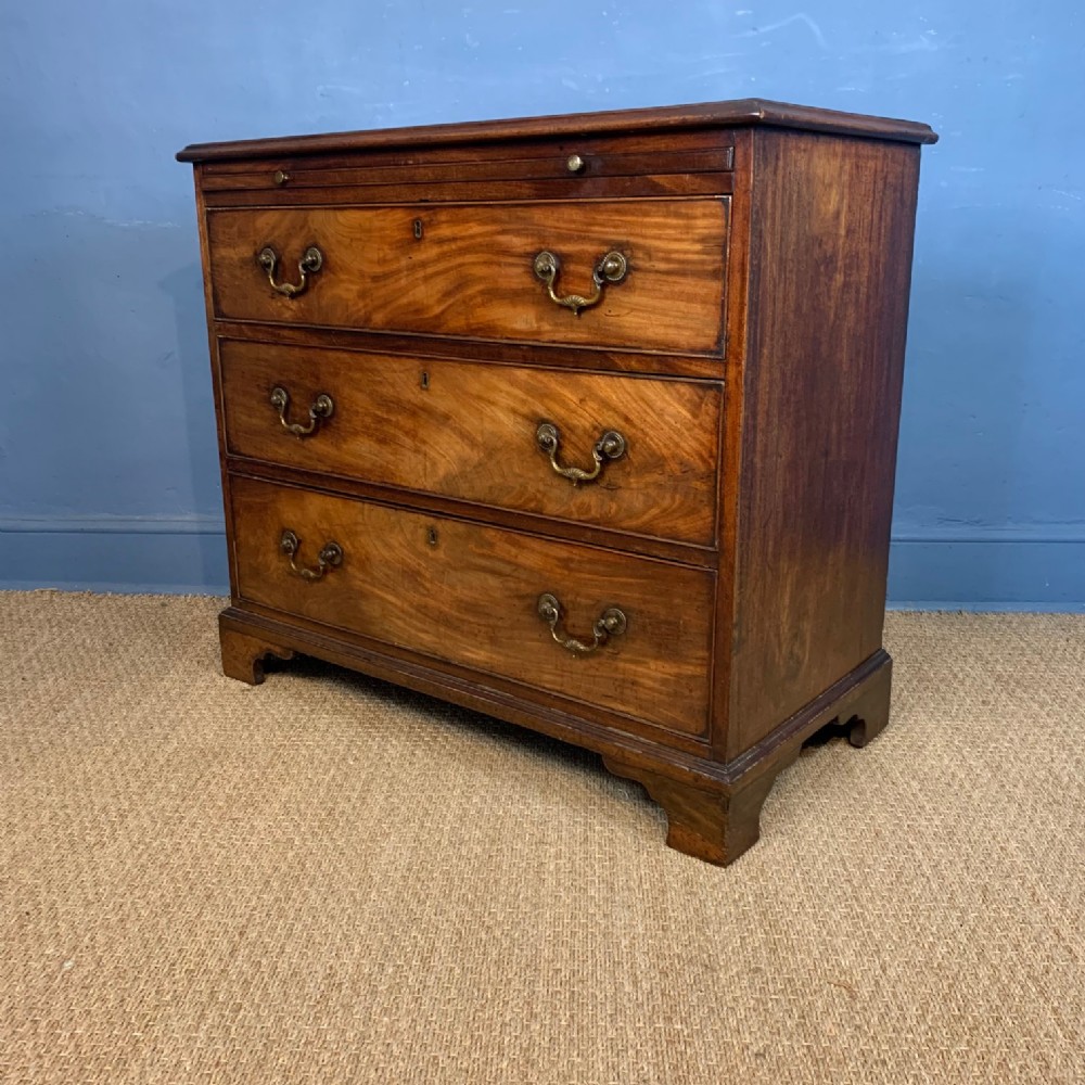 A George 111 mahogany chest of drawers circa 1800 