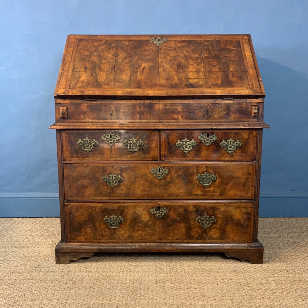 A George 1 walnut bureau circa 1725 in lovely original condition