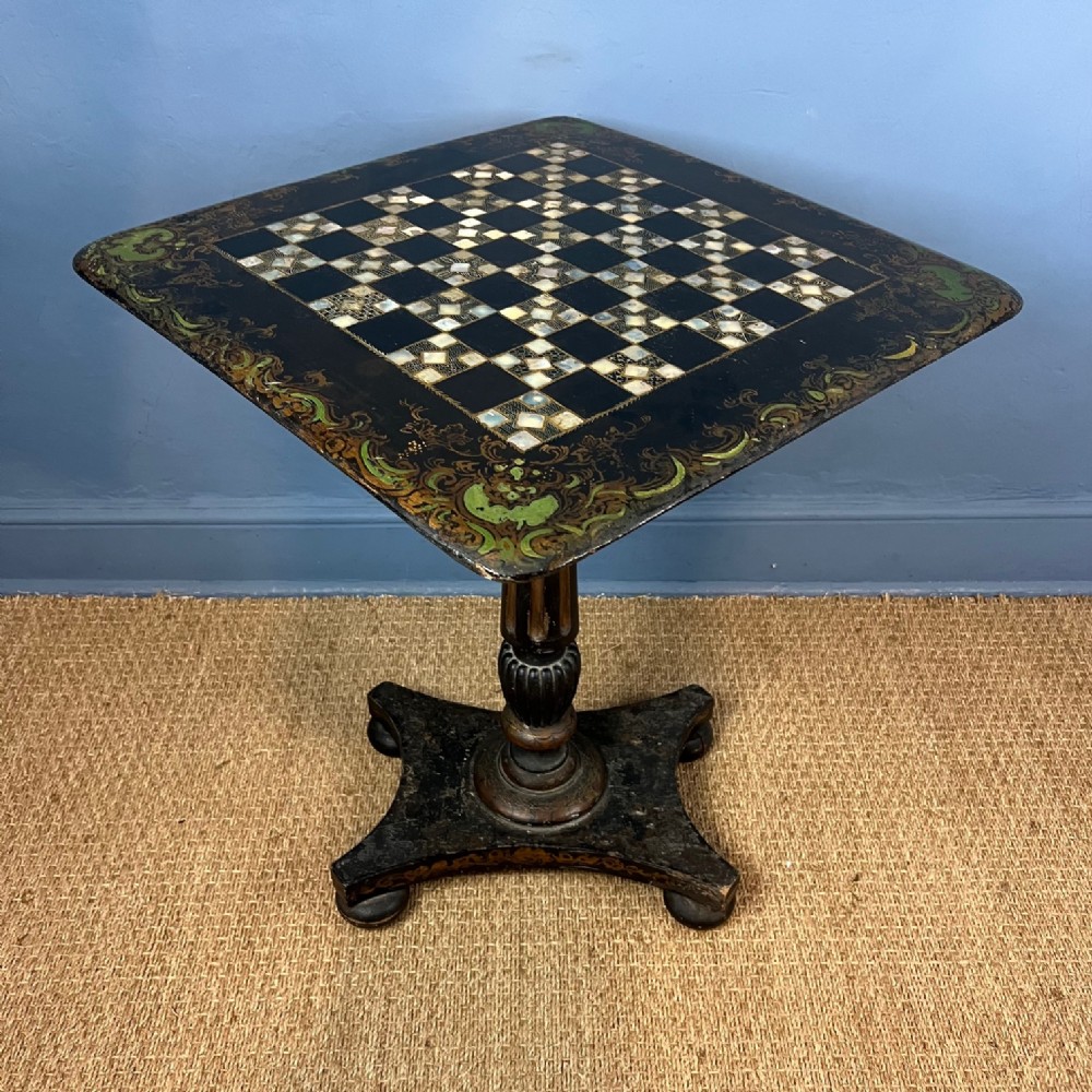  A William IV papier-mâché gilt and green painted chess table circa 1835