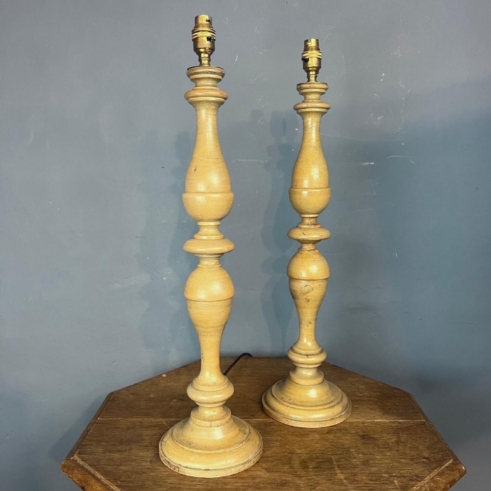 A large pair of Edwardian cream painted lamps circa 1910