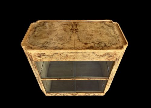 fig 1. An Exceptional and Rare Art Deco Drinks/Serving Cabinet by Harry and Lou Epstein