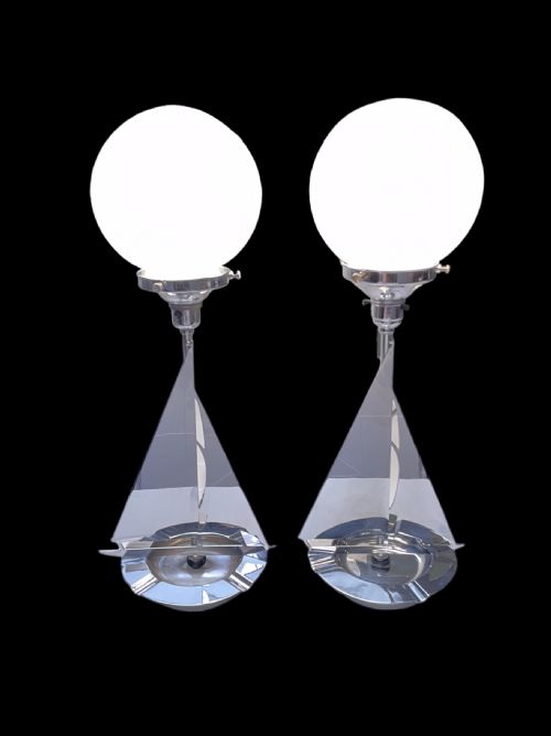 A PAIR OF ART DECO LAMPS