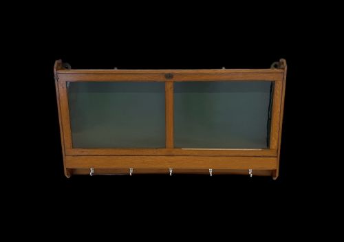 EARLY 20TH CENTURY OAK NOTICE BOARD - ADDITIONAL PHOTO 1