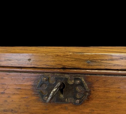 EARLY 20TH CENTURY OAK NOTICE BOARD - ADDITIONAL PHOTO 2