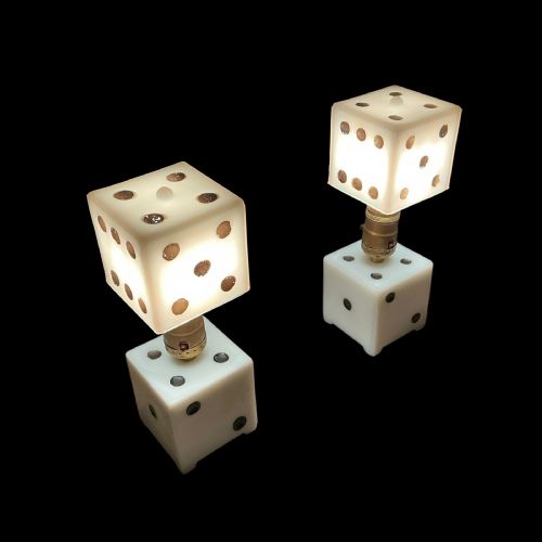A PAIR OF AMERICAN DICE LAMPS - ADDITIONAL PHOTO 1