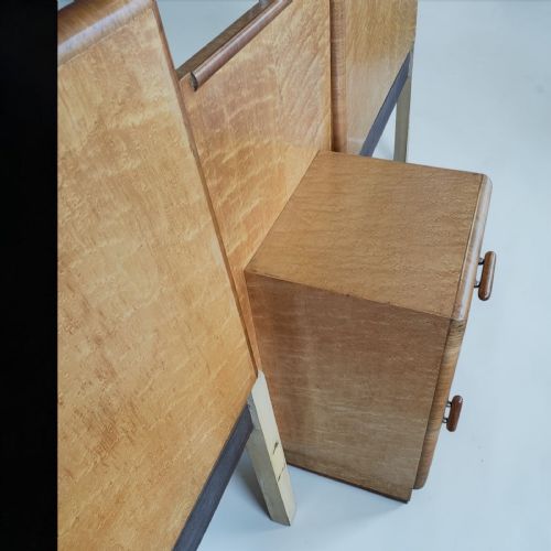 ART DECO PAIR OF SINGLE BEDS WITH INTEGRAL BEDSIDE TABLE - ADDITIONAL PHOTO 6
