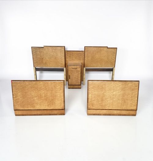ART DECO PAIR OF SINGLE BEDS WITH INTEGRAL BEDSIDE TABLE - ADDITIONAL PHOTO 9