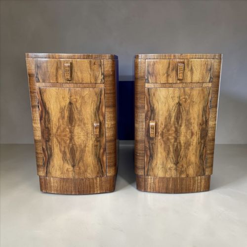 A PAIR OF ART DECO BEDSIDE CABINETS - ADDITIONAL PHOTO 9