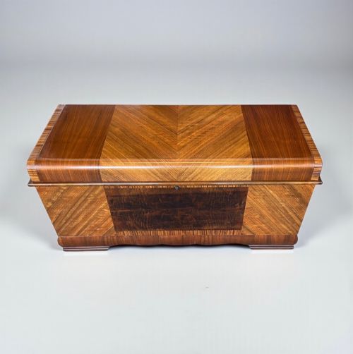 ART DECO BLANKET CHEST - ADDITIONAL PHOTO 2