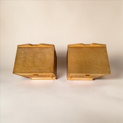 A PAIR OF ART DECO SCANDINAVIAN BEDSIDE TABLES - ADDITIONAL PHOTO 10
