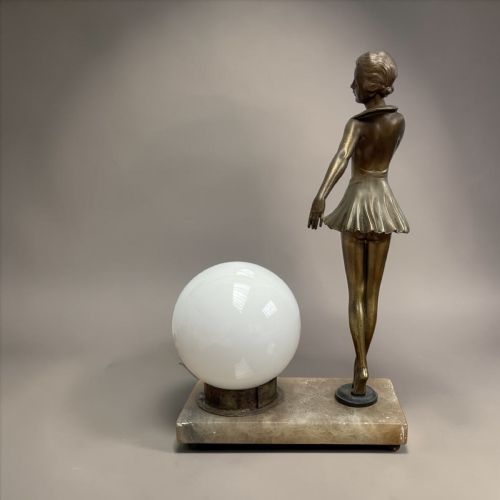 Art Deco Lady Lamp