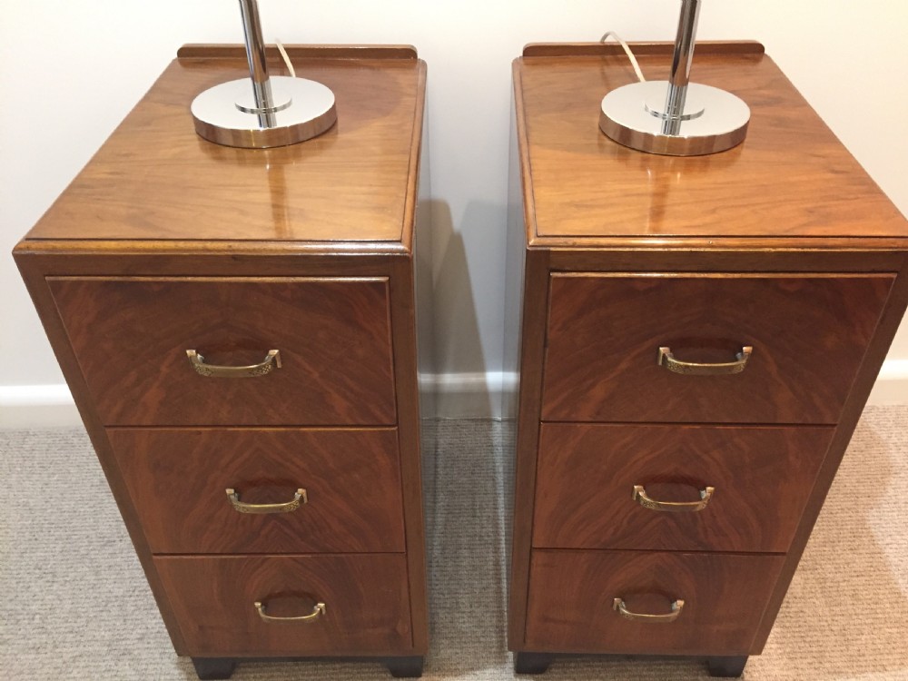 A Good Pair of Art Deco Walnut Bedside Cabinets.