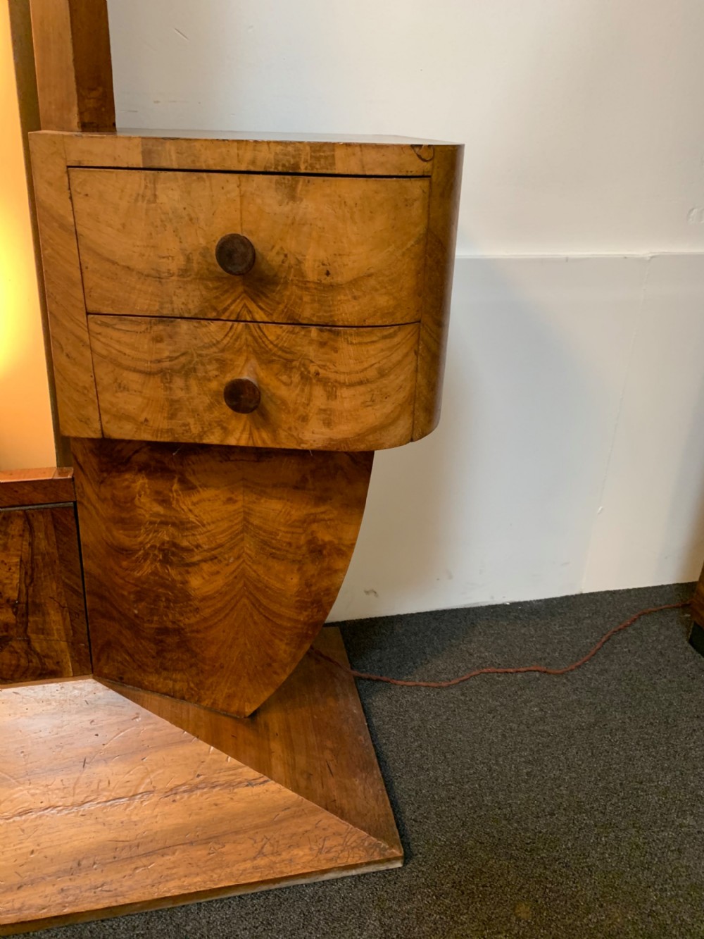 Art Deco Dressing Table View VI