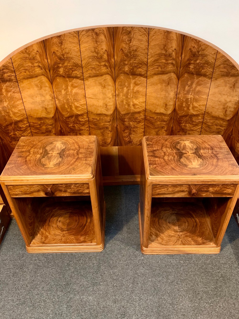 A French Art Deco Bed and A Pair of Matching Bedside Cabinets View VII