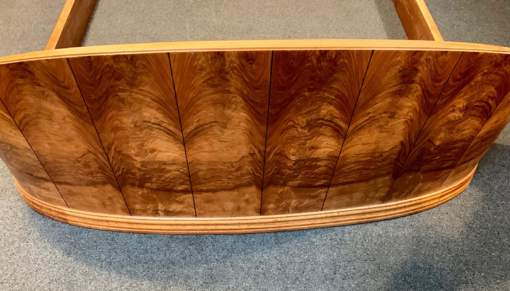 A French Art Deco Bed and A Pair of Matching Bedside Cabinets View XII