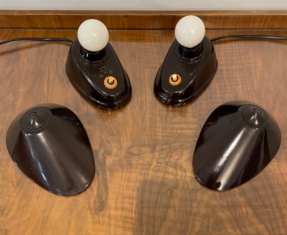 A pair of Art Deco Czech Bakelite desk or wall lamps by ESC Elektrosvit circa 1935. View X