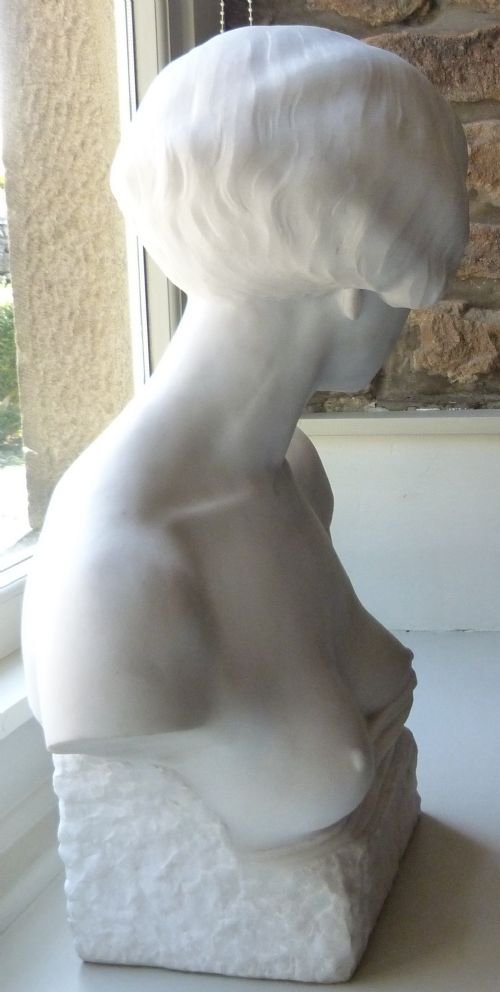 fig 4. SOLD....Marble Portrait Bust of the Sculptor's Lover c.1925, by Janko Brayovitch.