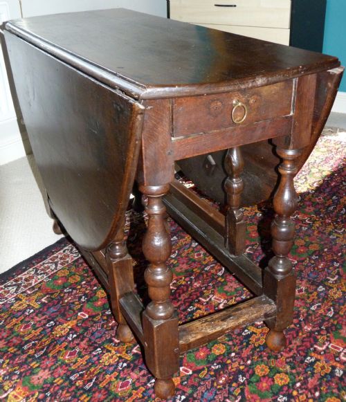 Oak Gateleg Table C.1690-1730.