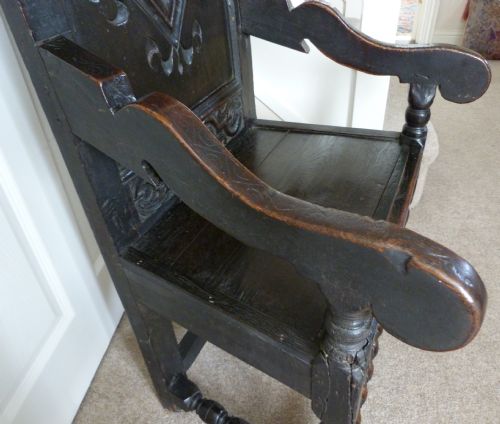 fig 2. Oak wainscot chair c.1660 and later.