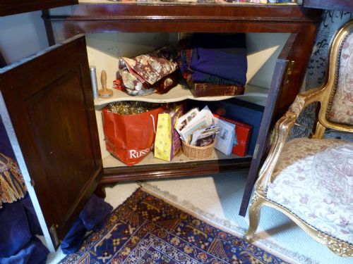 GEORGE III MAHOGANY CORNER CUPBOARD C1770 - ADDITIONAL PHOTO 5