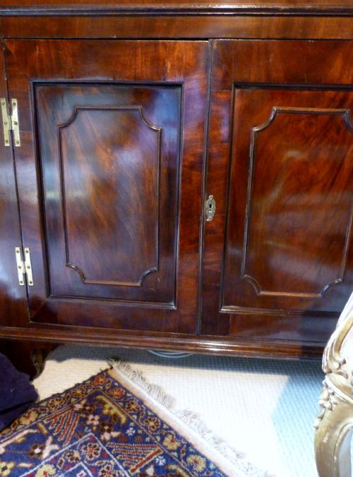 GEORGE III MAHOGANY CORNER CUPBOARD C1770 - ADDITIONAL PHOTO 7