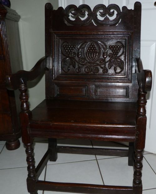 fig 1. South Lancashire/North Cheshire carved oak wainscot chair 1680-1720 and later.