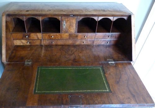 WALNUT BUREAU C1730 - ADDITIONAL PHOTO 3