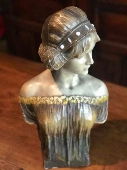 fig 1. Portrait Bust of a Renaissance Maiden c.1890 by Goldscheider.