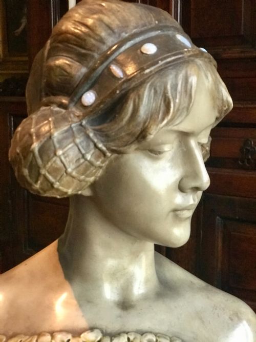 fig 2. Portrait Bust of a Renaissance Maiden c.1890 by Goldscheider.