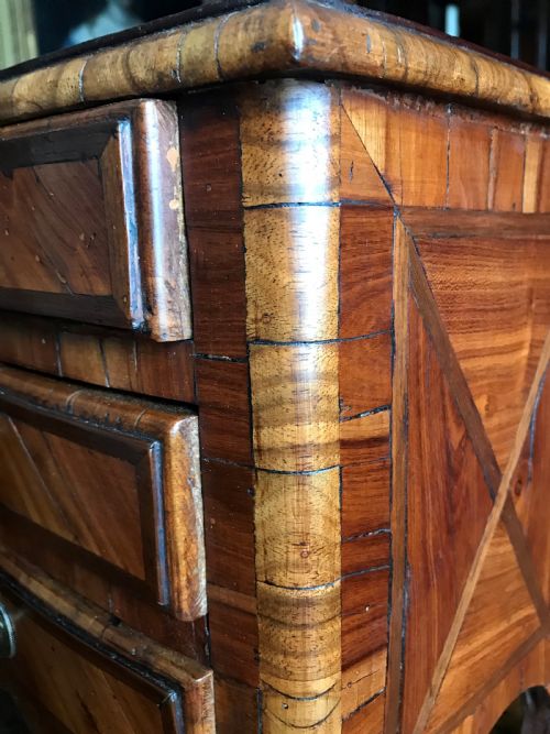 MINIATURE 19TH CENTURY KINGWOOD CHEST OF DRAWERS - ADDITIONAL PHOTO 7