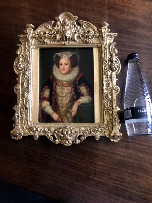 fig 4. Portrait traditionally called Lady Arabella Stuart, 18th century.