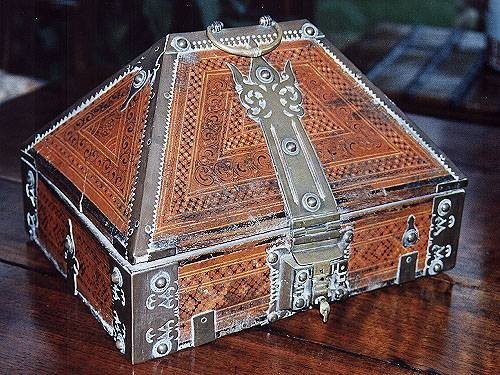 Indian Casket, 19th Century.