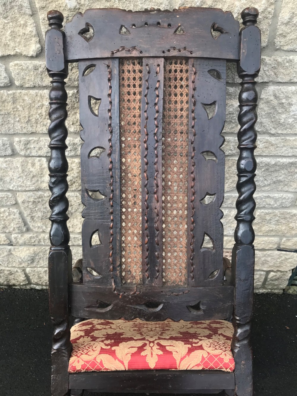 James II armchair c.1685. View V