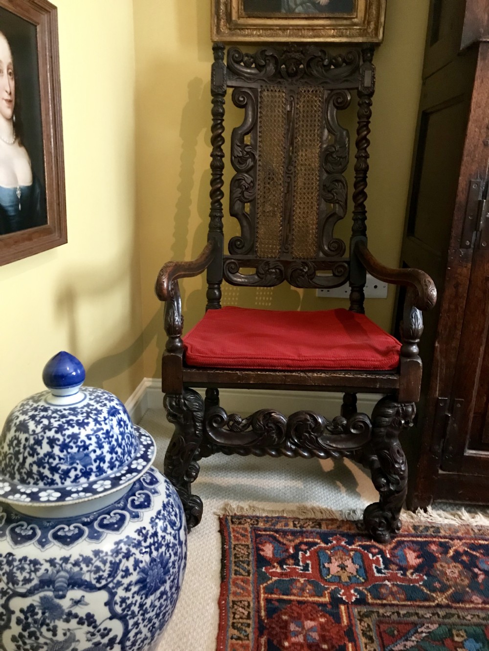 Pair of magnificent carved walnut armchairs, Dutch, 17th century. View XII