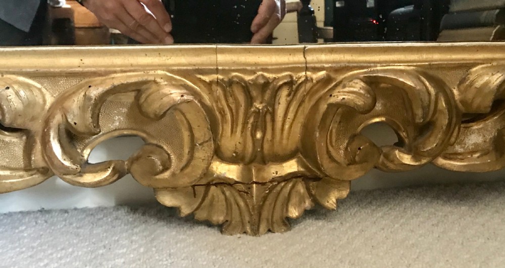 Early 19th century Florentine carved and giltwood mirror. View V