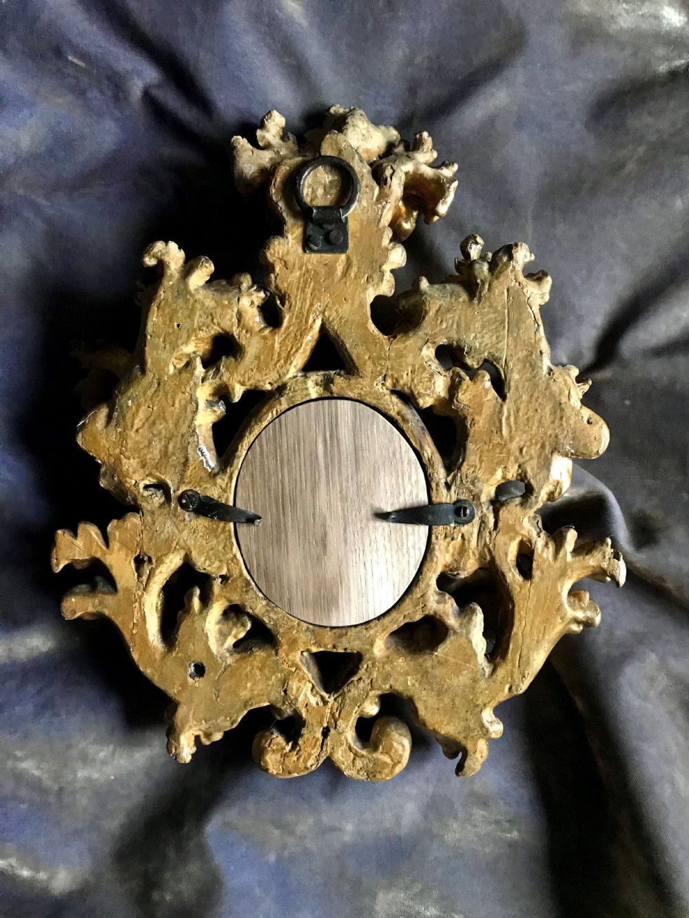 Portrait Miniature of a Nobleman c.1615; Circle of Isaac Oliver. View VII