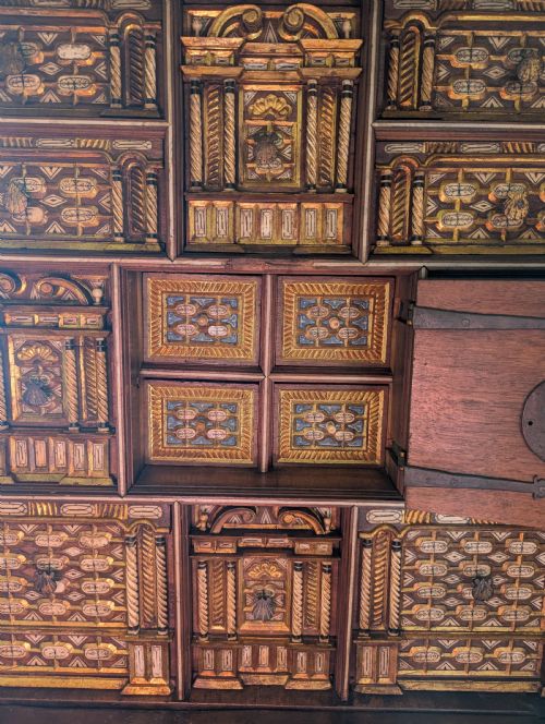 EARLY 1700S WALNUT SPANISH VARGUENO WITH 19TH CENTURY STAND - ADDITIONAL PHOTO 2