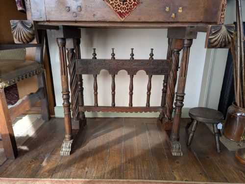 EARLY 1700S WALNUT SPANISH VARGUENO WITH 19TH CENTURY STAND - ADDITIONAL PHOTO 5