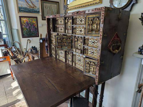 EARLY 1700S WALNUT SPANISH VARGUENO WITH 19TH CENTURY STAND - ADDITIONAL PHOTO 11