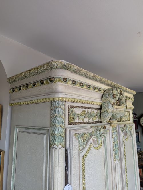 19TH CENTURY FRENCH WEDDING ARMOIRE WARDROBE - ADDITIONAL PHOTO 3