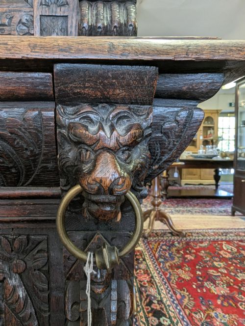 FLEMISH MECHELEN RENAISSANCE LION HEAD CUPBOARD CIRCA 1860 - ADDITIONAL PHOTO 4